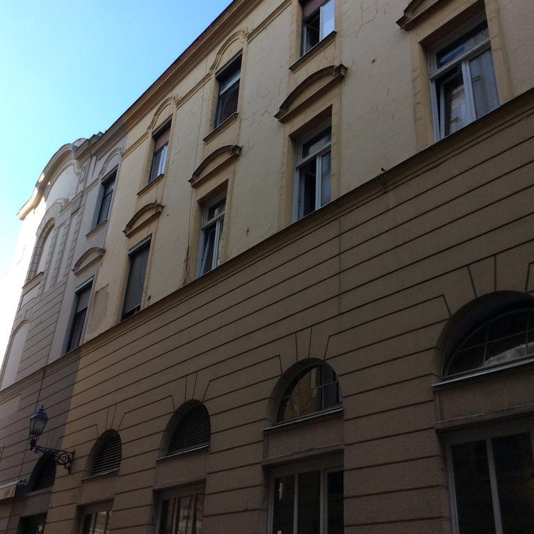 Szundi Szobák Pécs Exterior foto